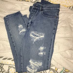 Brandy Melville Boyfriend Jeans